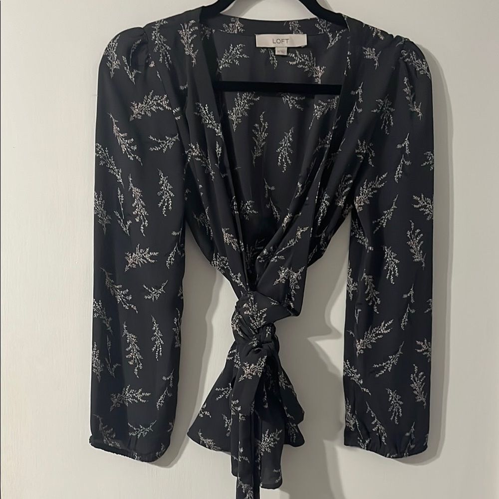 LOFT White and Gray Tie Front Wrap Long Sleeve Blouse XS